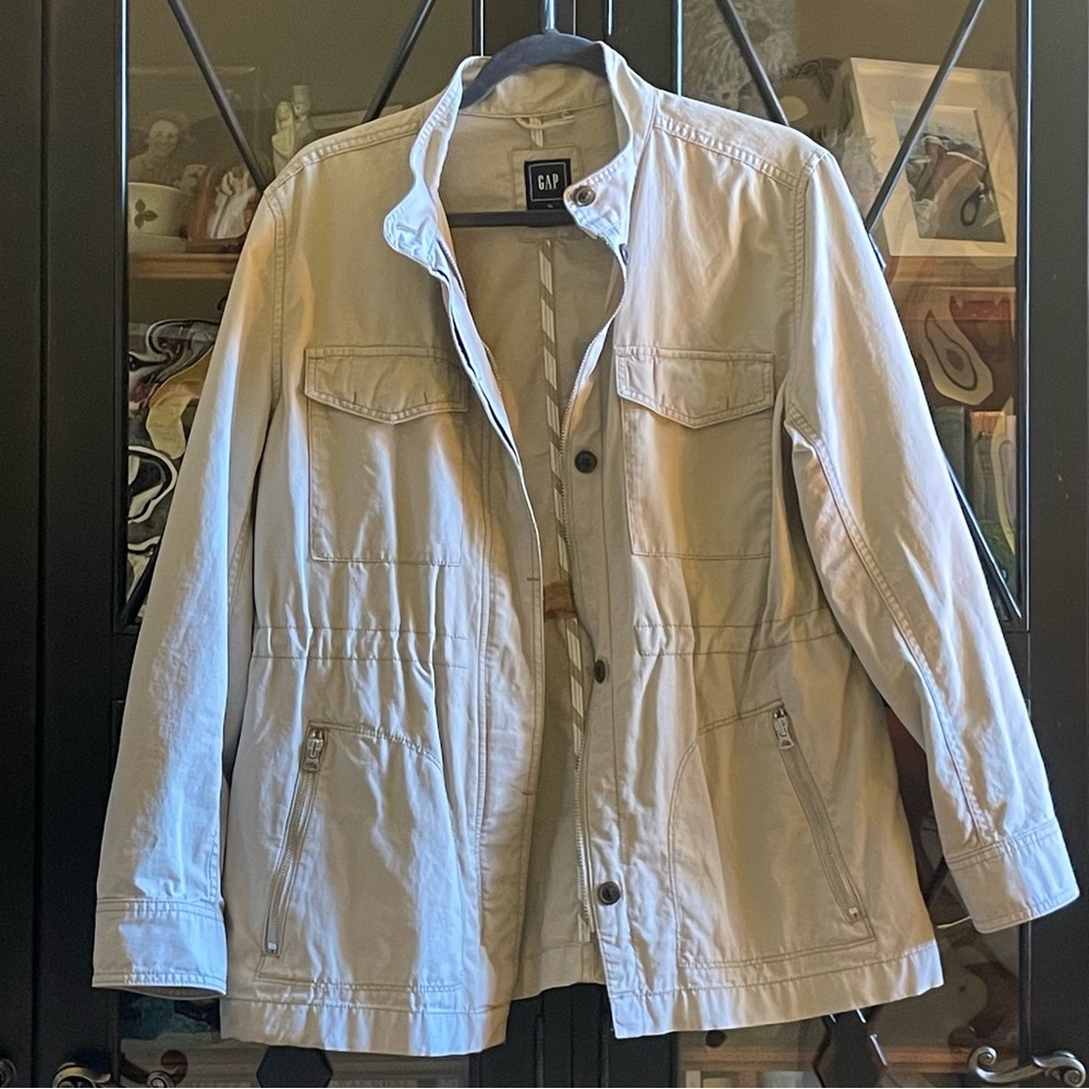 Dropped to lowest price - GAP and unlined khaki jacket XL